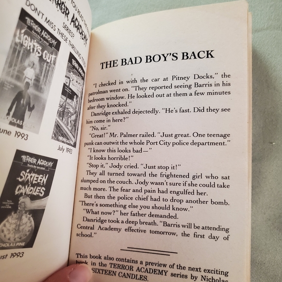 Terror Academy Novel - Stalker - Picture 3 of 3